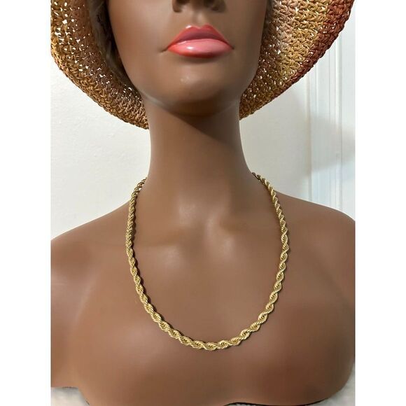 14k GP Rope Chain - Picture 4 of 4